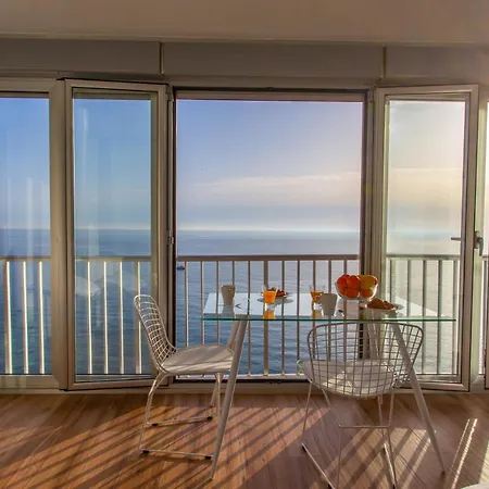 Appartement Panoramic Sea Views *