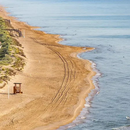 Panoramic Sea Views شقة