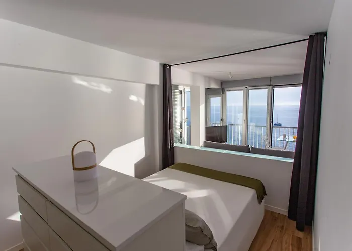 Panoramic Sea Views Apartmán *